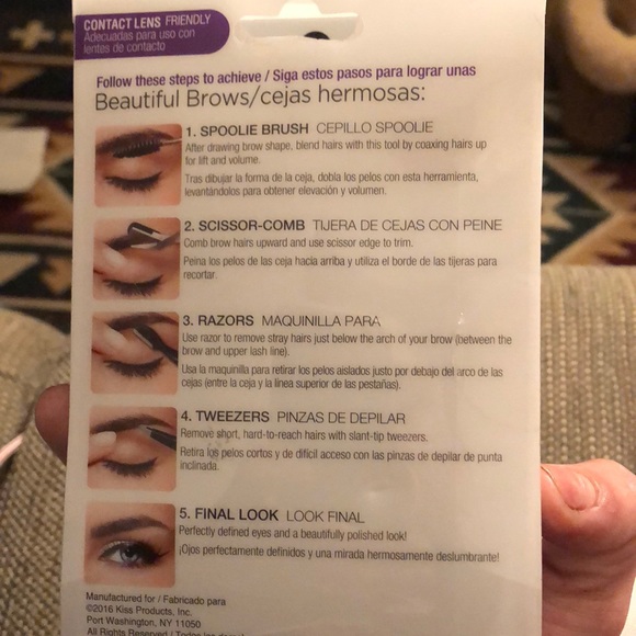 NEW Kiss eyebrow kit - Picture 2 of 3